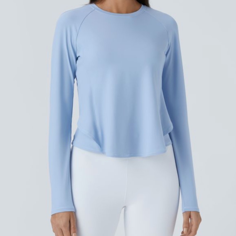 NWT HALARA Round Neck Long Sleeve Ruffle Hem Running Sports Top SIZE: Medium